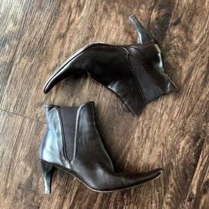 Obeline: Soft Leather Ankle Boot